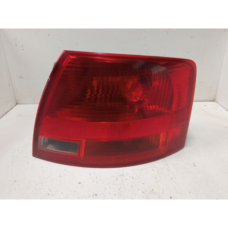 Recambio de piloto trasero derecho para audi a4 b7 avant (8ed) 2.0 tdi 16v referencia OEM IAM 8E9945096C  