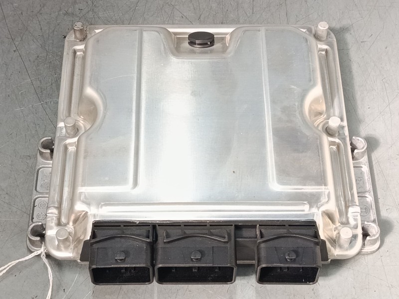 Recambio de centralita motor uce para citroën c5 i (dc_) 2.0 hdi (dcrhzb, dcrhze) referencia OEM IAM 9652183880 9640938680 02810