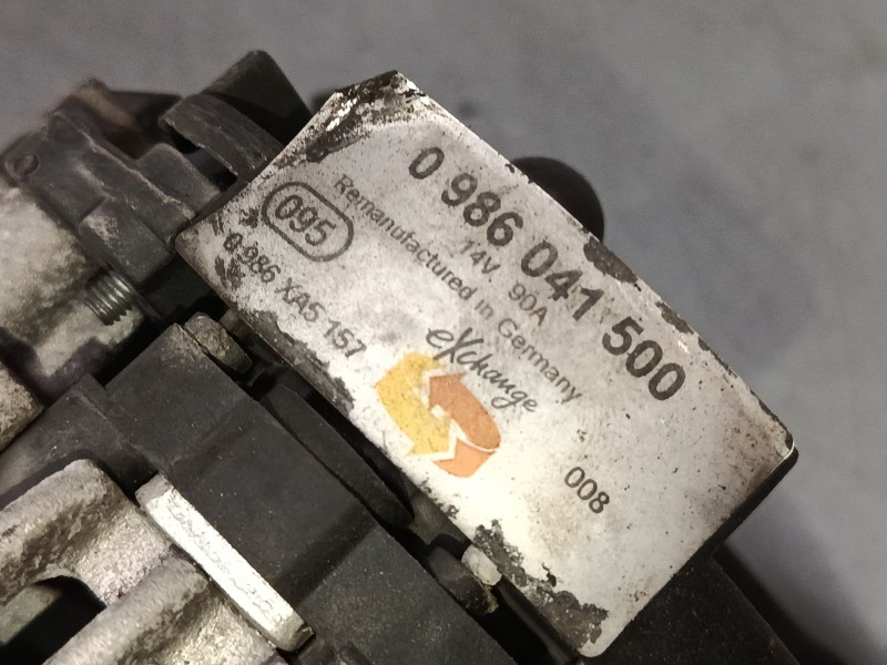 Recambio de alternador para volkswagen golf iv (1j1) 1.6 16v referencia OEM IAM 0986041500  