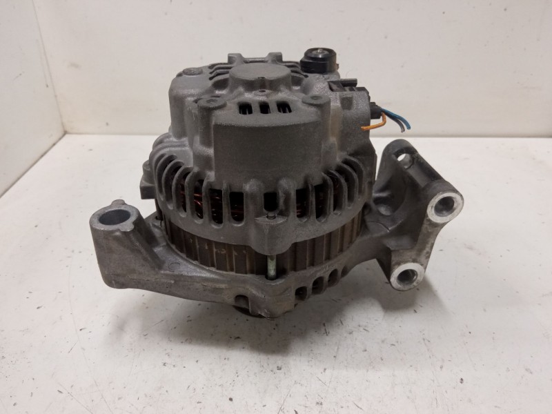 Recambio de alternador para ford fiesta v (jh_, jd_) 1.6 16v referencia OEM IAM   