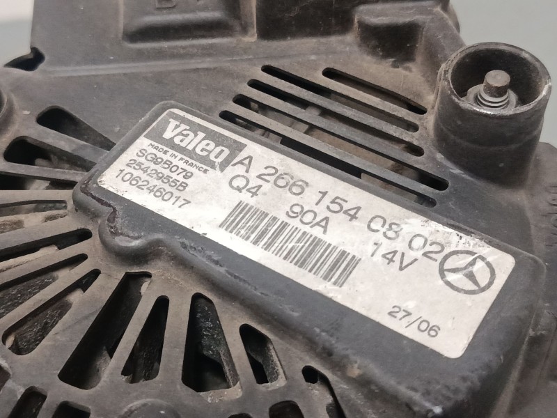 Recambio de alternador para mercedes-benz clase a (w169) a 170 (169.032, 169.332) referencia OEM IAM A2661540802 SG9B07 2542955B