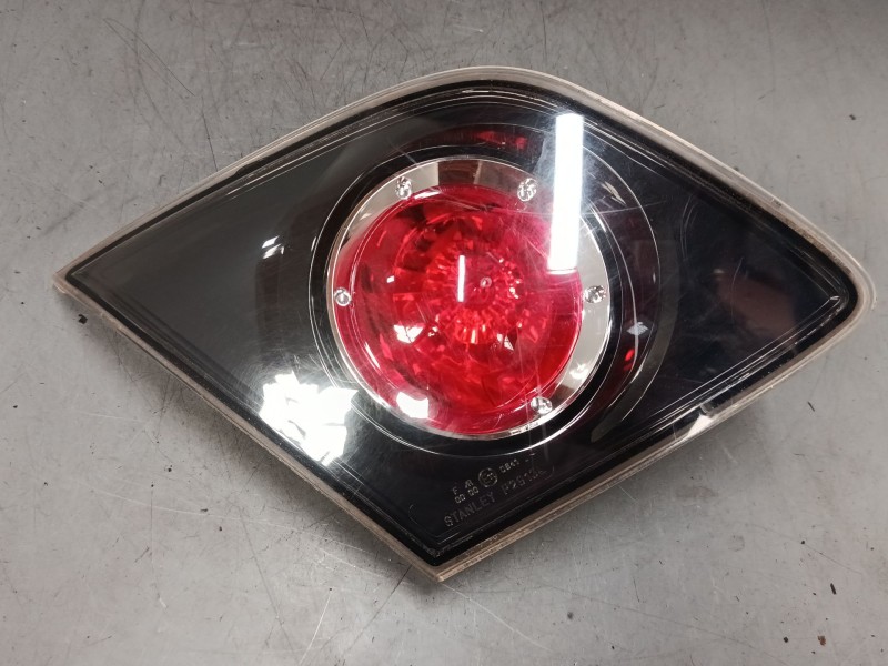 Recambio de piloto trasero porton izquierdo para mazda 3 (bk) 1.6 di turbo referencia OEM IAM   