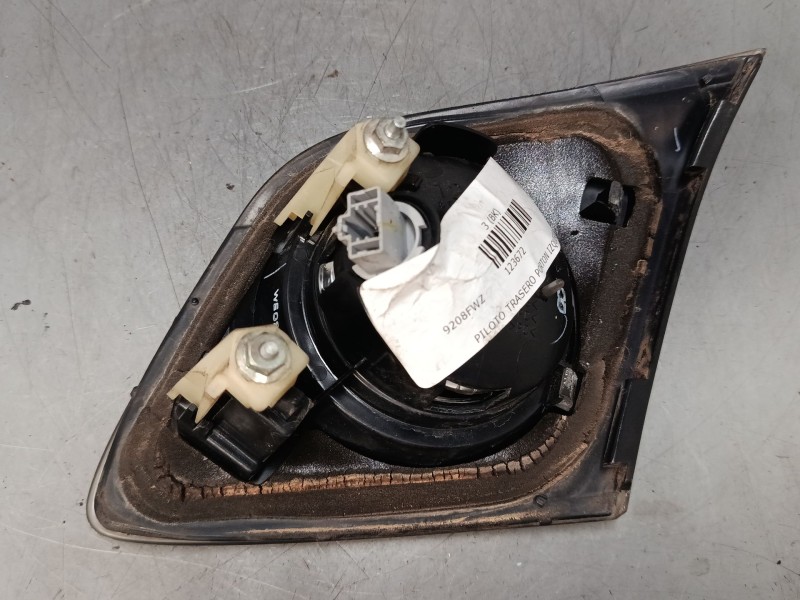 Recambio de piloto trasero porton izquierdo para mazda 3 (bk) 1.6 di turbo referencia OEM IAM   