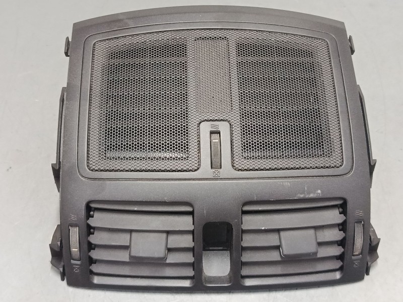 Recambio de aireador central para toyota auris (_e15_) 2.0 d-4d (ade150_) referencia OEM IAM 21GY18  