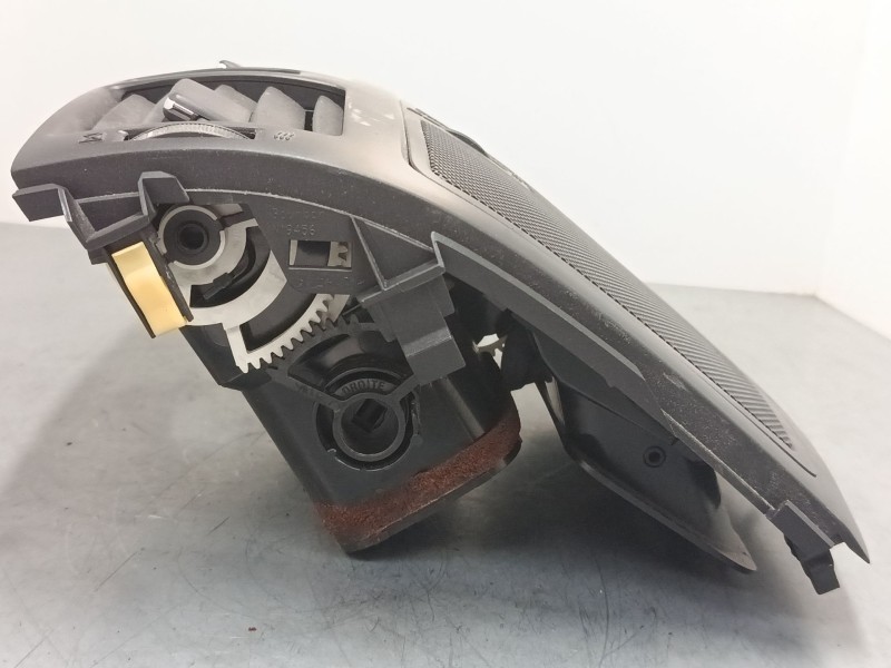 Recambio de aireador central para toyota auris (_e15_) 2.0 d-4d (ade150_) referencia OEM IAM 21GY18  