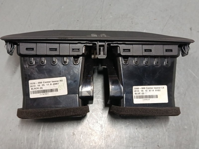 Recambio de aireador central para volvo v40 hatchback (525) d2 referencia OEM IAM 1284618  