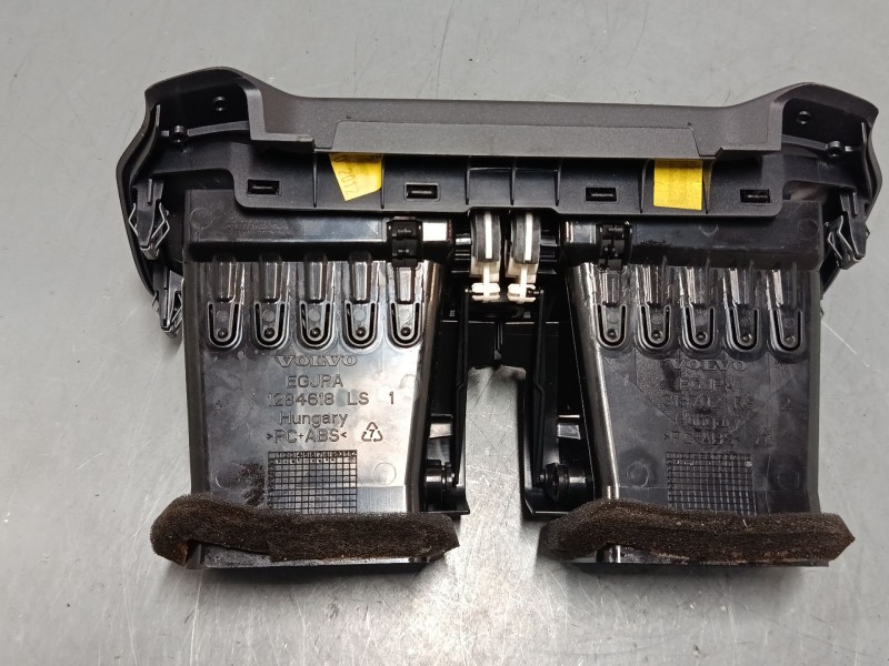 Recambio de aireador central para volvo v40 hatchback (525) d2 referencia OEM IAM 1284618  