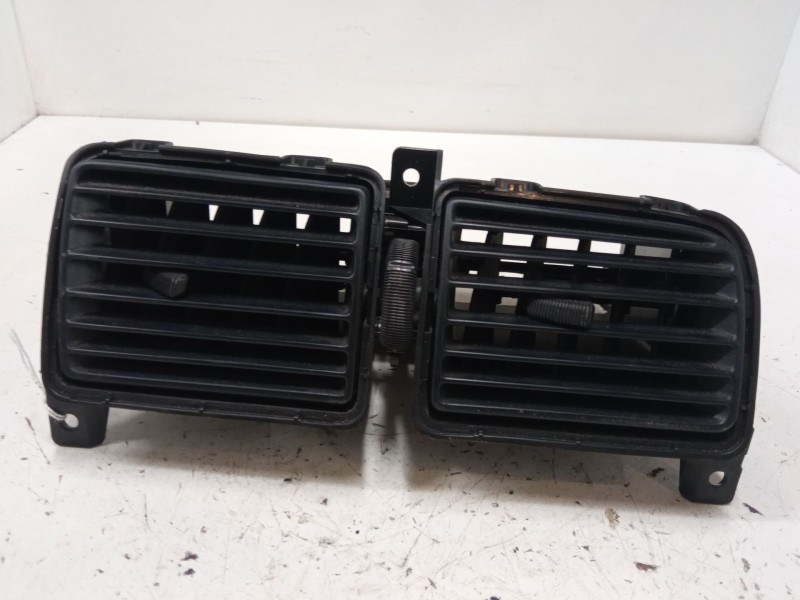 Recambio de aireador central para nissan almera i hatchback (n15) 1.4 referencia OEM IAM   