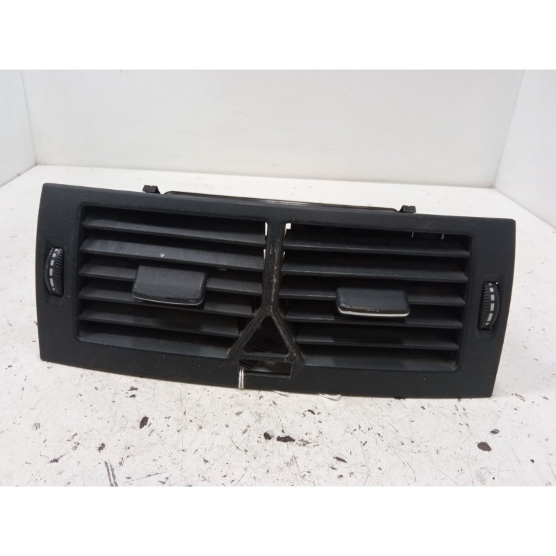 Recambio de aireador central para mercedes-benz clase a (w169) a 180 cdi (169.007, 169.307) referencia OEM IAM   