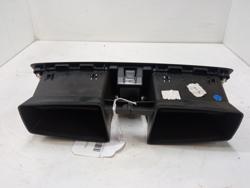 Recambio de aireador central para renault megane iii hatchback (bz0/1_, b3_) 1.6 16v (bz1b, bz1h) referencia OEM IAM   