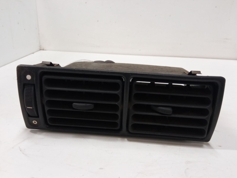 Recambio de aireador central para ford fiesta iii (gfj) 1.1 referencia OEM IAM   
