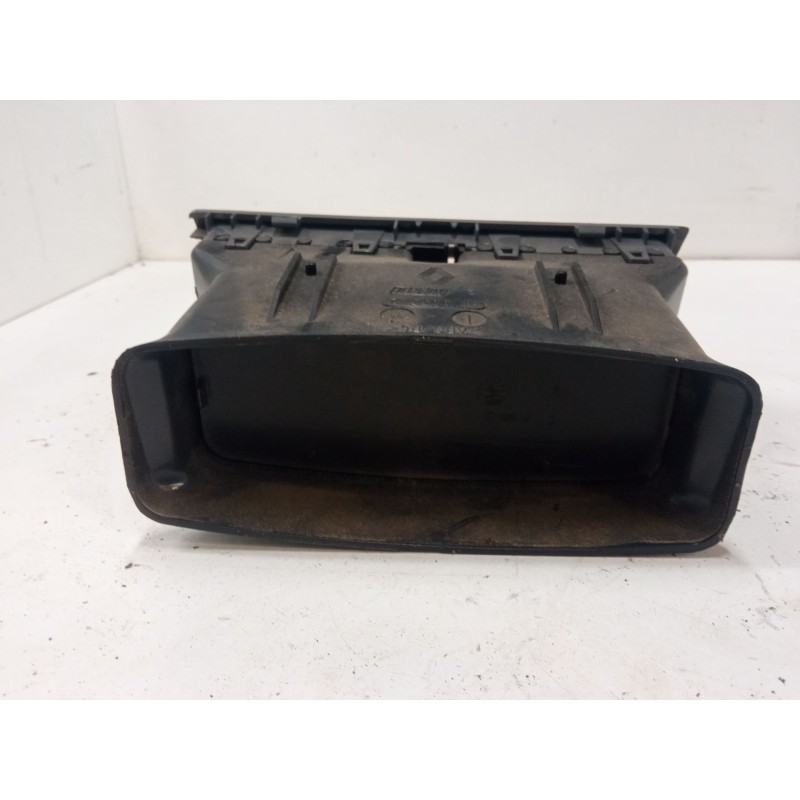 Recambio de aireador central para renault clio i (b/c57_, 5/357_) 1.2 (5/357y, 5/357k) referencia OEM IAM   