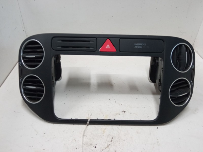 Recambio de aireador central para volkswagen golf plus v (5m1, 521) 1.4 tsi referencia OEM IAM   
