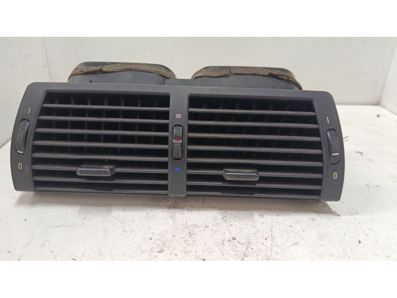 Recambio de aireador central para bmw x5 (e53) 3.0 d referencia OEM IAM 64228402221  