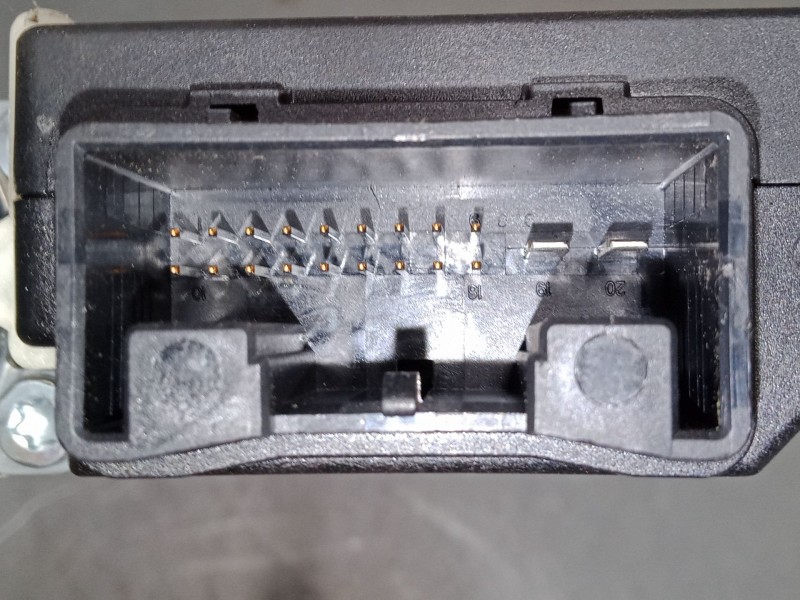 Recambio de motor elevaluna trasero derecho para volkswagen passat b6 variant (3c5) 2.0 tdi referencia OEM IAM   