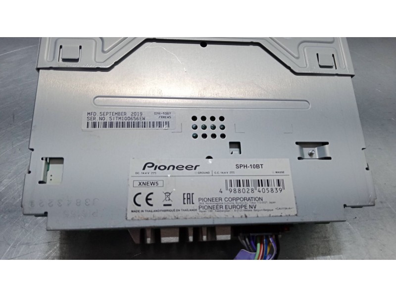 Recambio de radio universal para renault scénic ii (jm0/1_) 1.6 16v (jm1r) referencia OEM IAM   