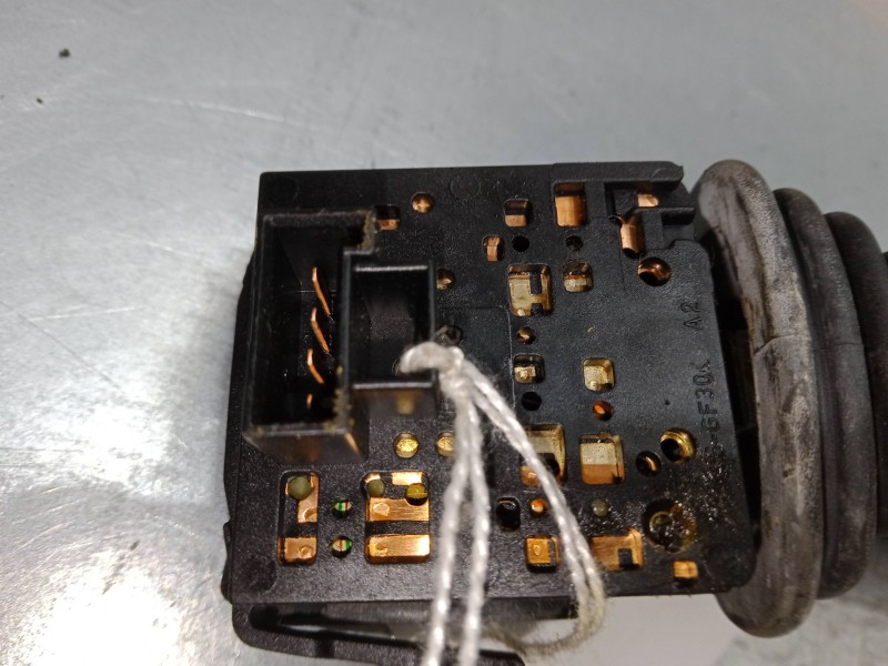 Recambio de mando de intermitencia para opel combo tour 1.3 cdti 16v referencia OEM IAM   
