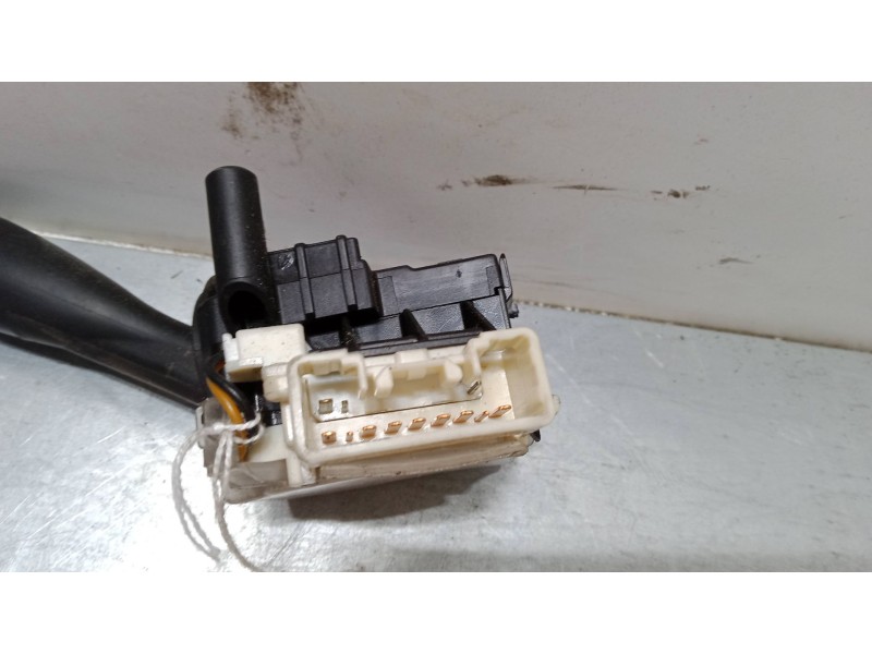 Recambio de mando de intermitencia para toyota corolla (_e12_) 2.0 d-4d (cde120r_, cde120l_) referencia OEM IAM   
