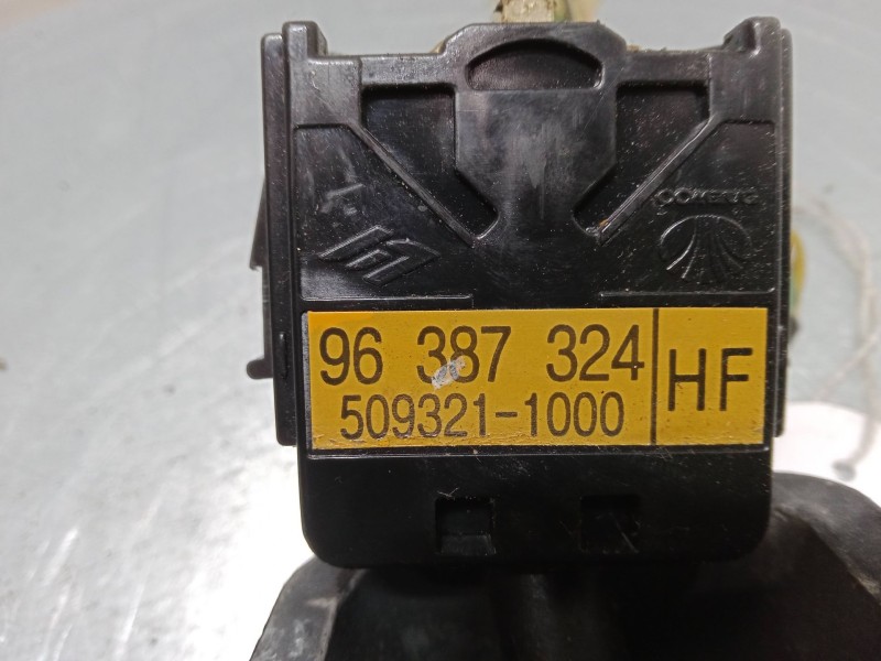 Recambio de mando de intermitencia para chevrolet nubira station wagon 1.8 referencia OEM IAM 96387324  