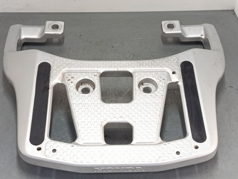 Recambio de asidero trasero moto para honda xl xl 125 v varadero (jc32a) referencia OEM IAM 81300MCB6100  