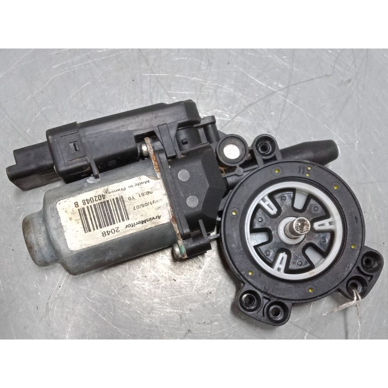 Recambio de motor elevaluna trasero derecho para renault scénic ii (jm0/1_) 1.6 16v (jm1r) referencia OEM IAM   