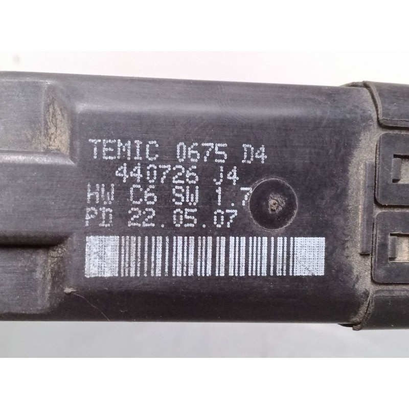 Recambio de motor elevaluna trasero derecho para renault scénic ii (jm0/1_) 1.6 16v (jm1r) referencia OEM IAM   