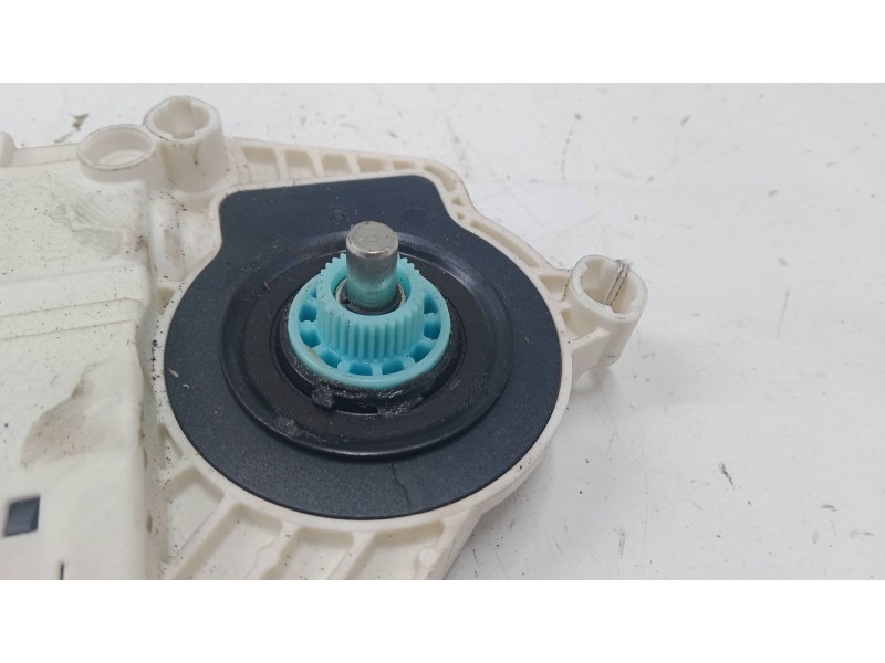 Recambio de motor elevaluna trasero derecho para audi a6 allroad c6 (4fh) 3.0 tdi quattro referencia OEM IAM 8K0959812B  