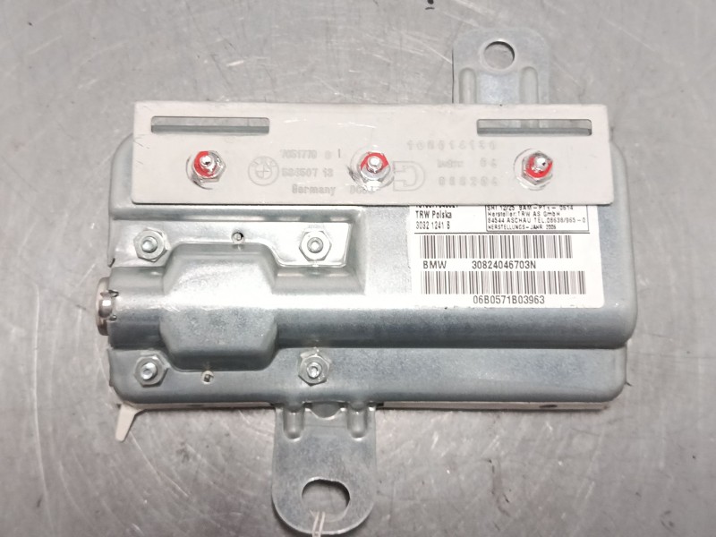 Recambio de airbag de puerta delantero izquierdo para bmw 7 (e65, e66, e67) 730 i, li referencia OEM IAM 30824046703N  