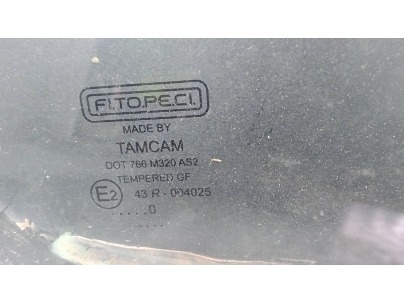 Recambio de luna delantera derecha para peugeot bipper tepee 1.4 hdi referencia OEM IAM   