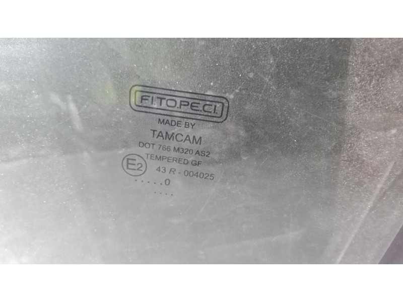 Recambio de luna delantera izquierda para peugeot bipper tepee 1.4 hdi referencia OEM IAM   