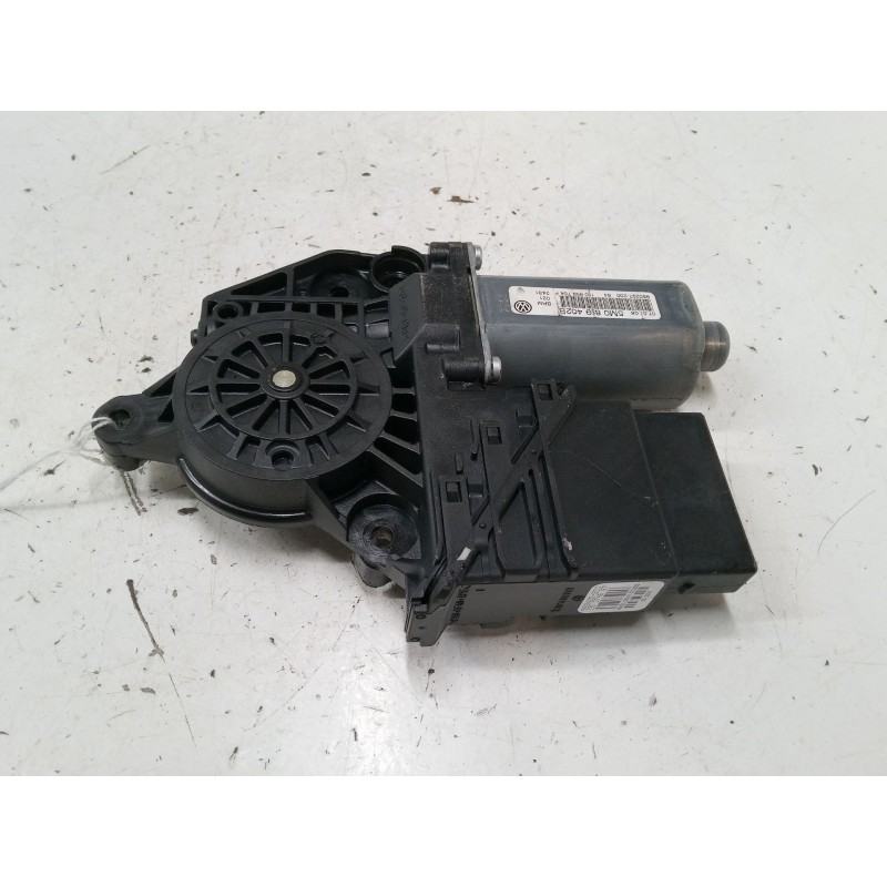 Recambio de motor elevaluna trasero derecho para volkswagen golf plus v (5m1, 521) 1.9 tdi referencia OEM IAM   