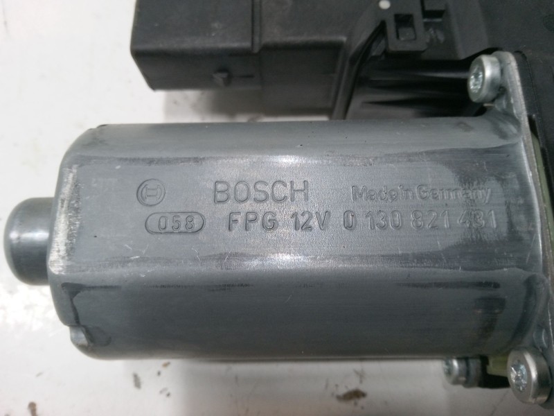 Recambio de motor elevaluna trasero izquierdo para volkswagen golf plus v (5m1, 521) 1.9 tdi referencia OEM IAM   