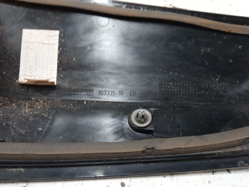 Recambio de embellecedor exterior derecho pilar c para mini mini (r56) one referencia OEM IAM   