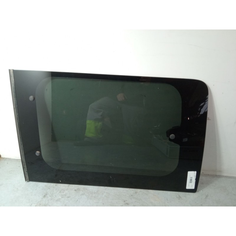 Recambio de luna maletero izquierda para ford transit connect (p65_, p70_, p80_) 1.8 tdci referencia OEM IAM   