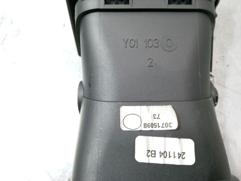 Recambio de aireador izquierdo para volvo v50 (545) 1.6 d referencia OEM IAM   