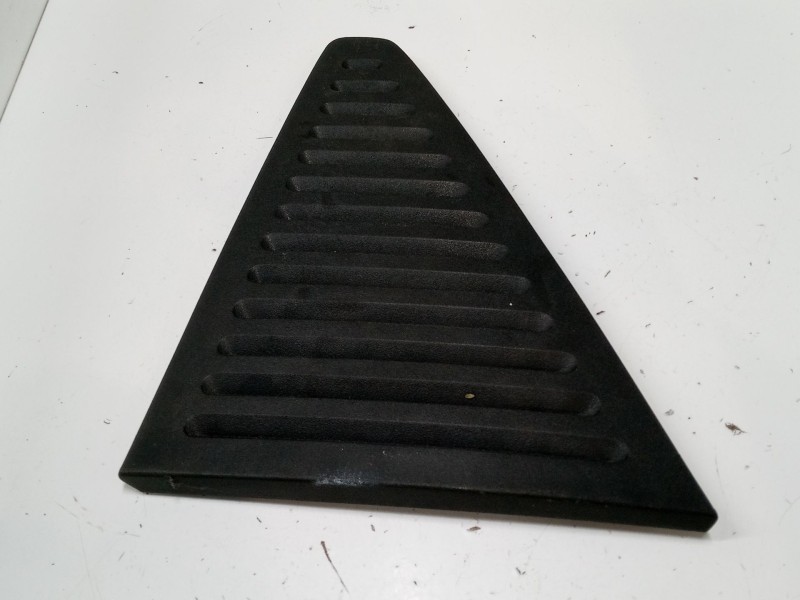 Recambio de embellecedor exterior derecho pilar c para opel kadett e hatchback (t85) 1.8 i (c08, c48, d08, d48) referencia OEM I