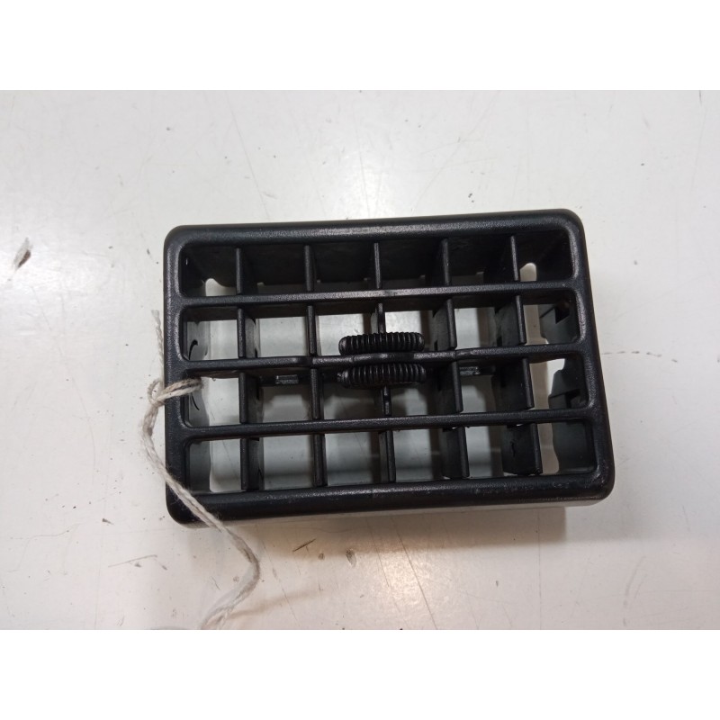 Recambio de aireador derecho para opel kadett e hatchback (t85) 1.8 i (c08, c48, d08, d48) referencia OEM IAM   