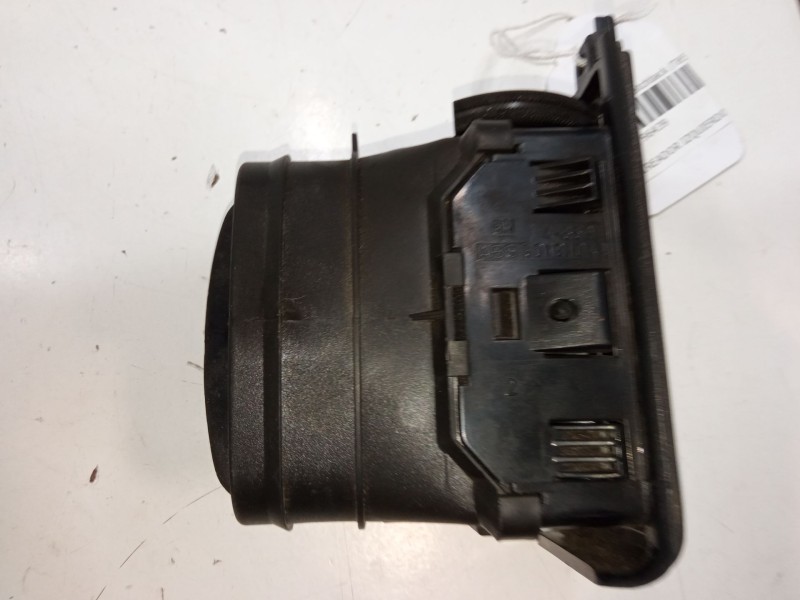 Recambio de aireador izquierdo para opel kadett e hatchback (t85) 1.8 i (c08, c48, d08, d48) referencia OEM IAM   