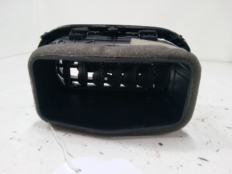 Recambio de aireador derecho para kia picanto iii (ja) 1.0 referencia OEM IAM   