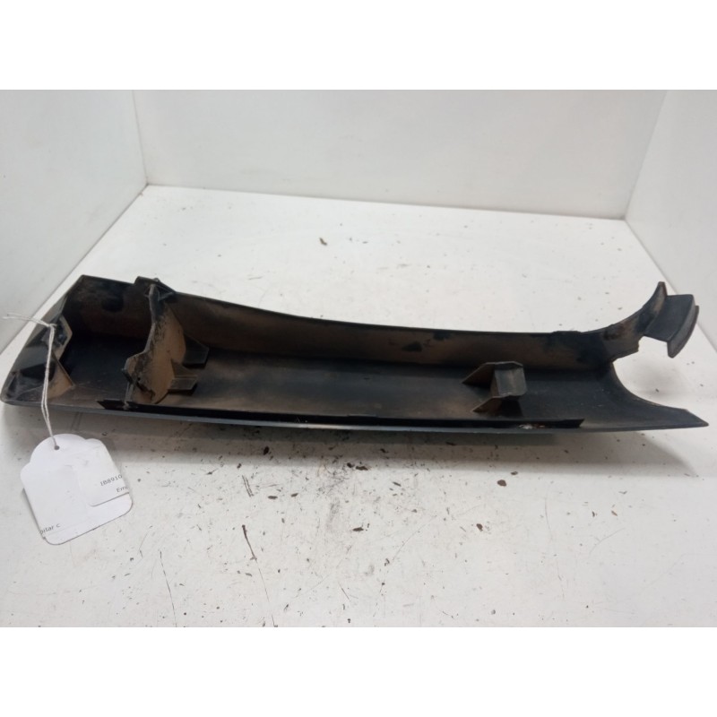 Recambio de embellecedor exterior izquierdo pilar c para renault 5 (122_) 1.3 (1224, 1394) referencia OEM IAM   