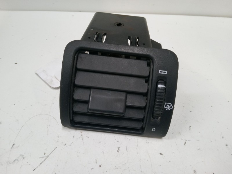 Recambio de aireador izquierdo para mercedes-benz clase m (w163) ml 320 (163.154) referencia OEM IAM   