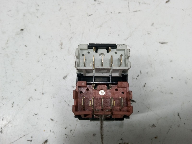 Recambio de mando elevalunas trasero central para citroën xsara (n1) 1.6 i referencia OEM IAM   