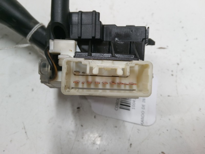 Recambio de mando de intermitencia para toyota corolla (_e12_) 2.0 d-4d (cde120r_, cde120l_) referencia OEM IAM   