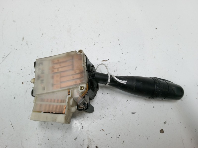 Recambio de mando de intermitencia para toyota corolla (_e12_) 2.0 d-4d (cde120r_, cde120l_) referencia OEM IAM   