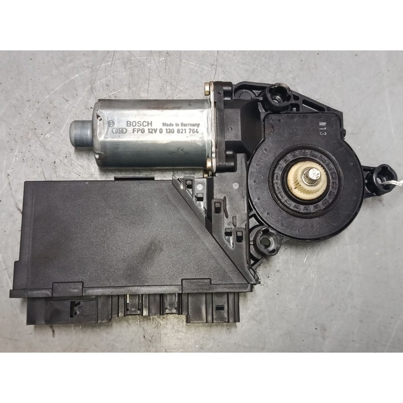 Recambio de motor elevaluna trasero derecho para porsche cayenne (9pa) s 4.5 referencia OEM IAM 7L0959794  