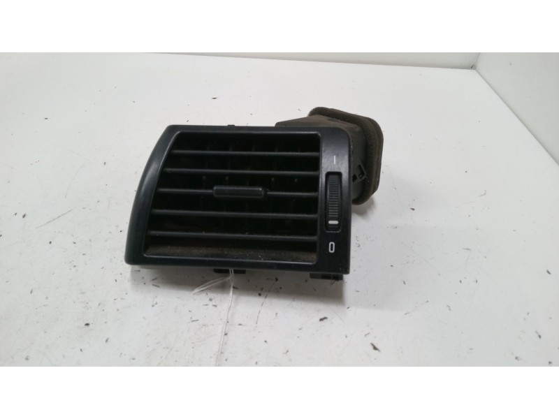 Recambio de aireador izquierdo para bmw 3 (e46) 320 d referencia OEM IAM   