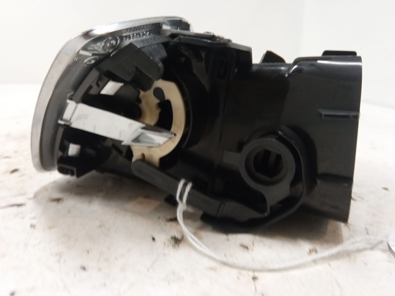 Recambio de aireador izquierdo para citroën c4 ii (nc_) 1.6 hdi 90 referencia OEM IAM 9676606977  