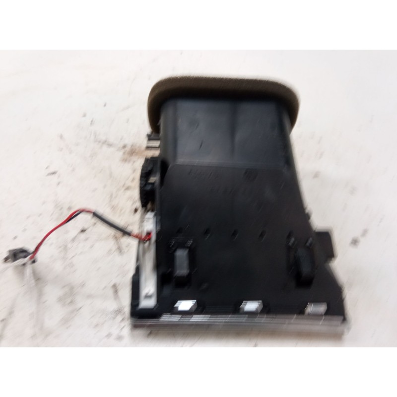 Recambio de aireador izquierdo para audi a8 d3 (4e2, 4e8) 3.0 tdi quattro referencia OEM IAM 4E0820901  