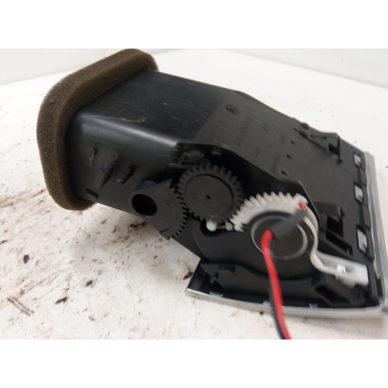 Recambio de aireador izquierdo para audi a8 d3 (4e2, 4e8) 3.0 tdi quattro referencia OEM IAM 4E0820901  
