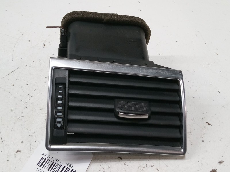 Recambio de aireador derecho para audi a8 d3 (4e2, 4e8) 3.0 tdi quattro referencia OEM IAM 4E0820902  